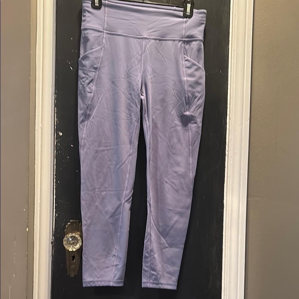 Lululemon size 8. NWOT Light Purple Athletic Pants